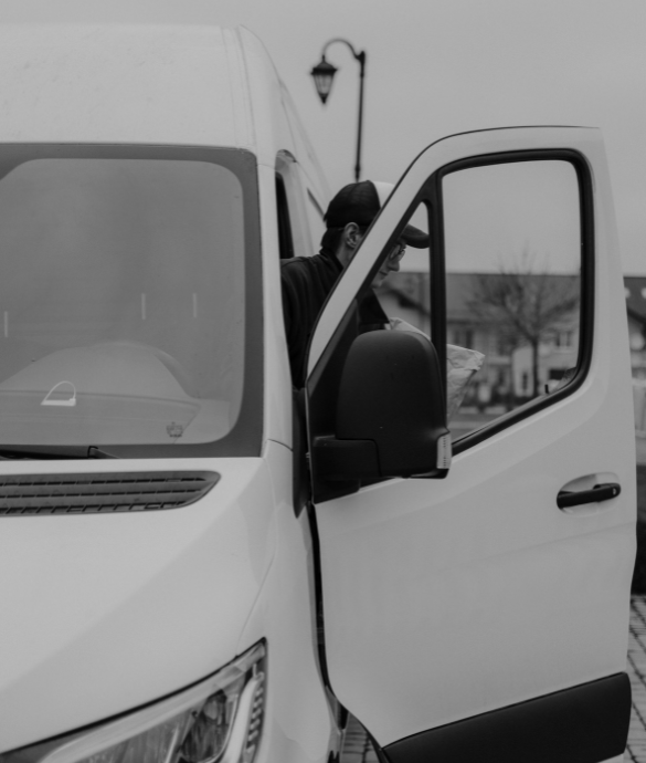 van storage in Chesterfield and Hope Valley